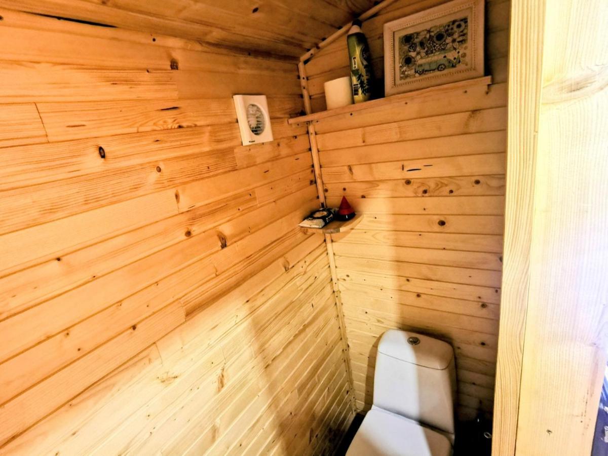 Hostal La Roulotte Du Cagire - 4 Pers - Pyrenees Villeneuve-de-Rivière Exterior foto