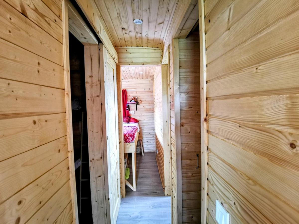 Hostal La Roulotte Du Cagire - 4 Pers - Pyrenees Villeneuve-de-Rivière Exterior foto