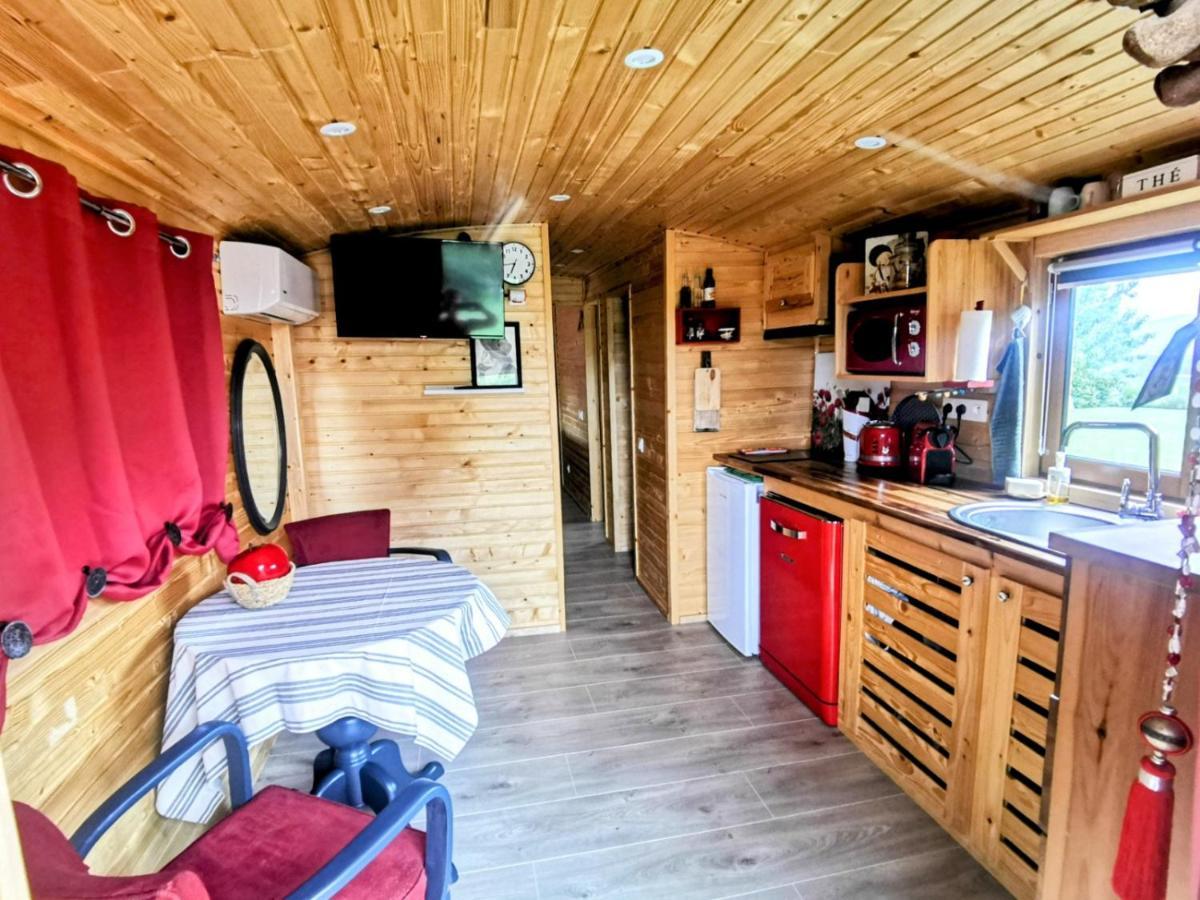 Hostal La Roulotte Du Cagire - 4 Pers - Pyrenees Villeneuve-de-Rivière Exterior foto